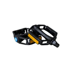 Fatbike OUXI V8 Trappers: Kracht en Duurzaamheid voor je Avonturen Ben je op zoek naar de perfecte trappers voor je fatbike? De OUXI V8 Trappers bieden ongeëvenaarde kracht, grip en duurzaamheid, wat ze de ideale keuze maakt voor iedere fatbike-enthousiast. Of je nu door sneeuw, modder of zand rijdt, de OUXI V8 trappers zijn ontworpen om onder de meest extreme omstandigheden te presteren. Waarom Kiezen voor de OUXI V8 Trappers? Ontworpen voor Extreme Condities De OUXI V8 Trappers zijn speciaal ontworpen voor fatbikes, die vaak worden gebruikt in uitdagende omgevingen. Dankzij het robuuste ontwerp en het stevige materiaal bieden de trappers uitstekende grip en controle, zelfs op de ruwste terreinen. Duurzaam en Lichtgewicht De OUXI V8 Trappers zijn gemaakt van hoogwaardige materialen die zowel lichtgewicht als extreem duurzaam zijn. Dit zorgt ervoor dat je kunt genieten van lange ritten zonder je zorgen te maken over slijtage, terwijl je toch optimaal presteert. Verbeterde Grip en Stabiliteit Met hun brede pedalen en strategisch geplaatste pinnen bieden de trappers een superieure grip. Of je nu over rotsen of modderige paden rijdt, de OUXI V8 trappers helpen je om je evenwicht te behouden, zodat je met vertrouwen kunt rijden. Eenvoudige Installatie De trappers zijn gemakkelijk te installeren en compatibel met de meeste fatbikes. Dankzij het eenvoudige ontwerp kun je snel weer op pad. Stijlvol en Functioneel De OUXI V8 trappers zijn niet alleen technisch geavanceerd, maar ook visueel aantrekkelijk. Het strakke en moderne design past perfect bij je fatbike, zodat je zowel stijlvol als functioneel kunt rijden. Perfect voor Avonturen in de Natuur Fatbiken is meer dan alleen een sport, het is een avontuur. Of je nu de bergen in trekt, door bossen rijdt of over stranden scheurt, de OUXI V8 Trappers helpen je om je rit te optimaliseren. Dankzij de uitzonderlijke grip, stabiliteit en het robuuste ontwerp, kunnen de trappers het zware werk aan, zodat jij je kunt concentreren op de weg voor je. Conclusie: De OUXI V8 Trappers voor Elke Fatbike Rijders Als je op zoek bent naar trappers die je fatbike-ervaring naar een hoger niveau tillen, zijn de OUXI V8 Trappers de perfecte keuze. Ze bieden de ideale combinatie van kracht, duurzaamheid en grip, waardoor je verzekerd bent van een veilige en plezierige rit. Upgrade je fatbike met de OUXI V8 trappers en ervaar de vrijheid van rijden op je eigen voorwaarden.